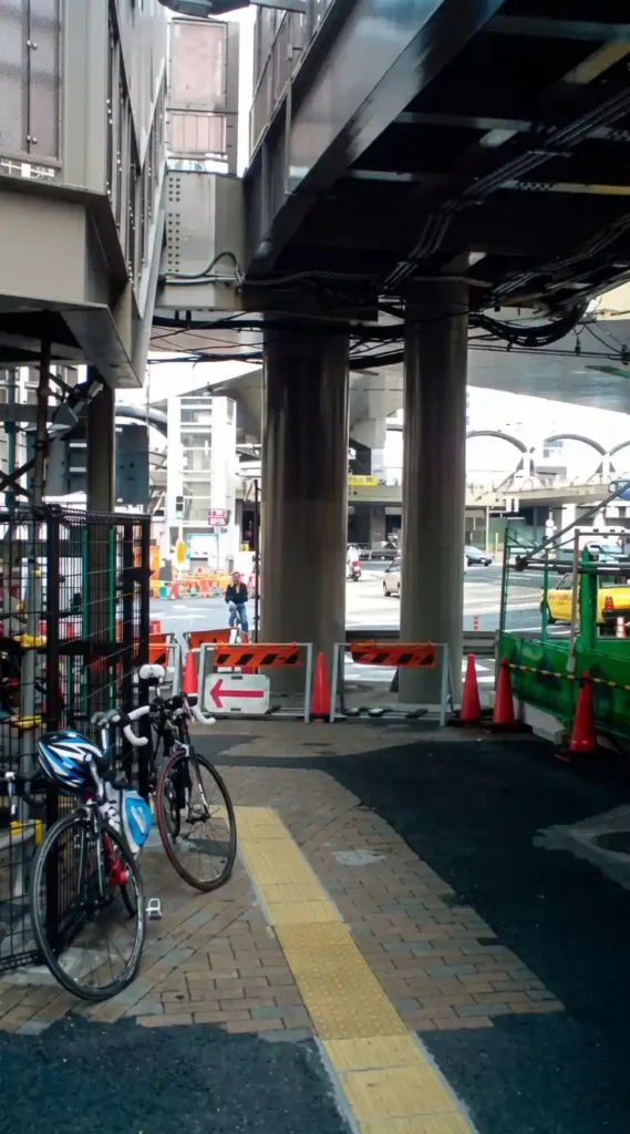 渋谷警察署前