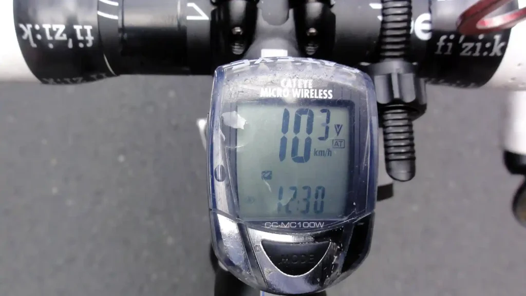 時速10km/hを割らないように上る