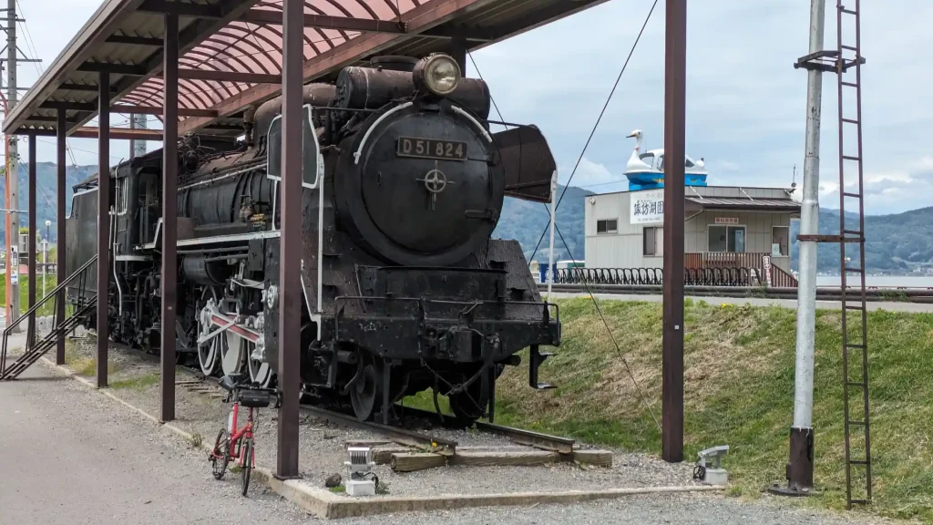 1-09：蒸気機関車 D51 824号機（SL）
