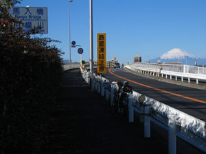 9:31am@馬入橋