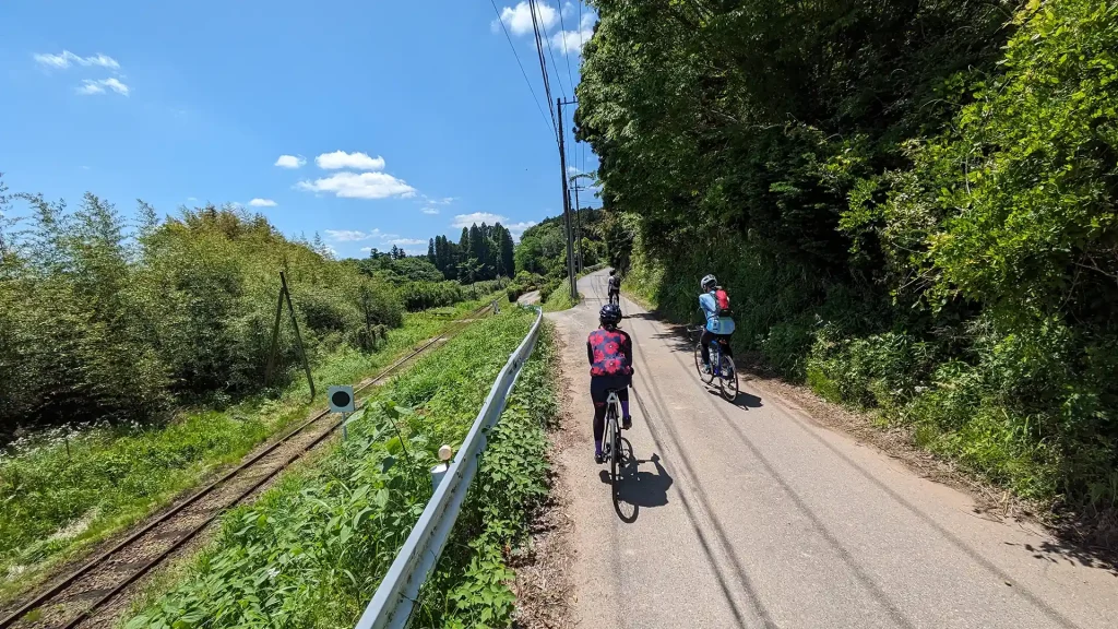 2-9：小湊鉄道の線路と養老川