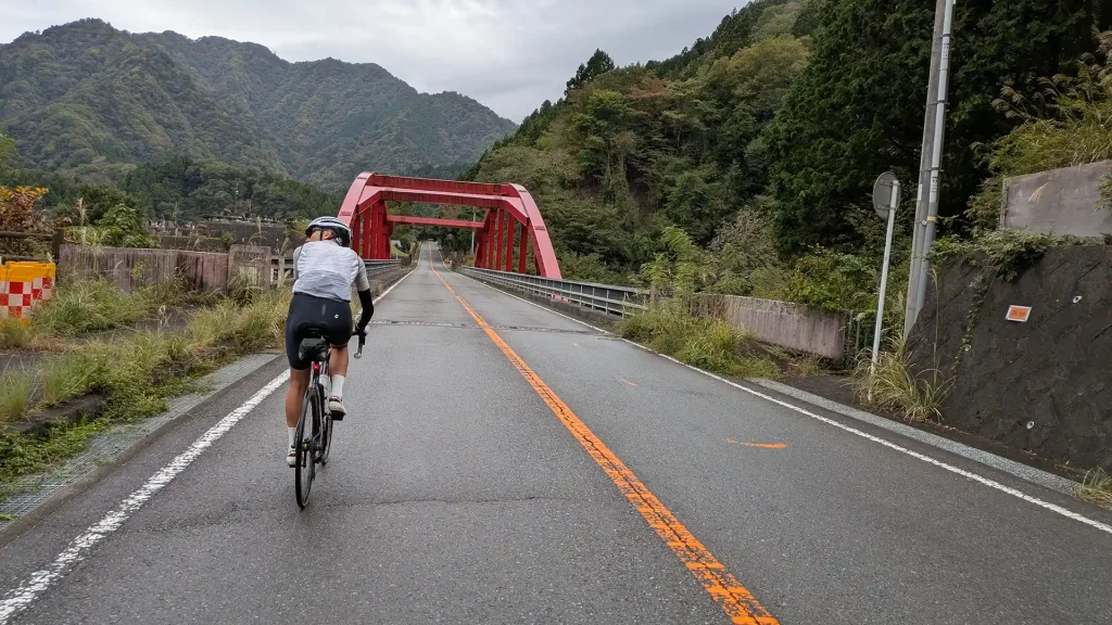07_県道70号線 宮ヶ瀬霊園手前