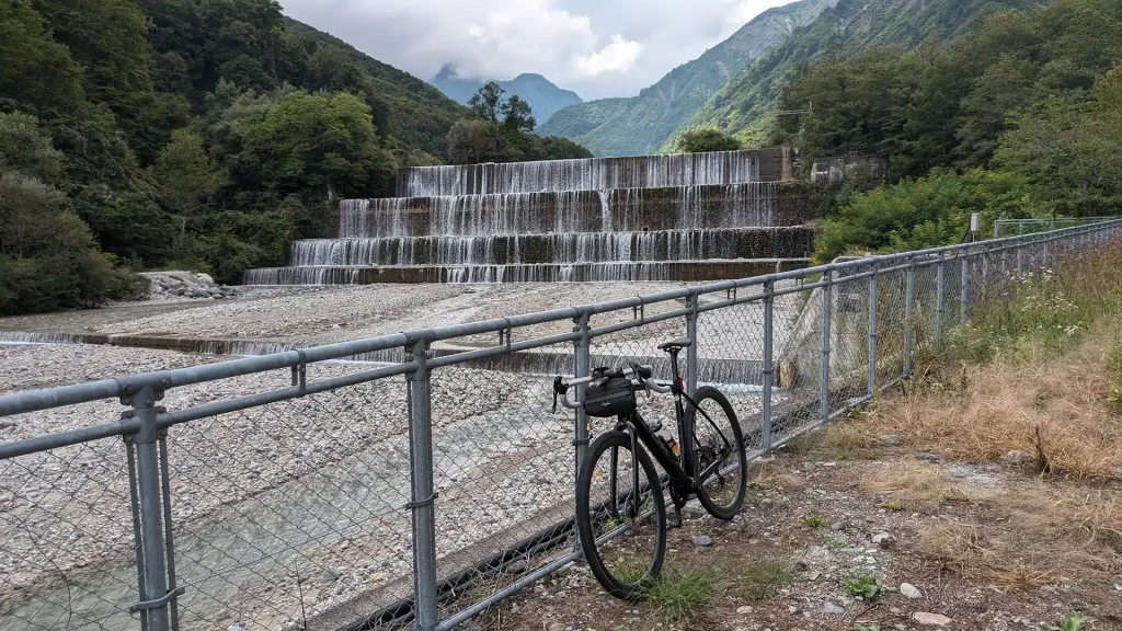 22:平川を下る(源太郎ダム)