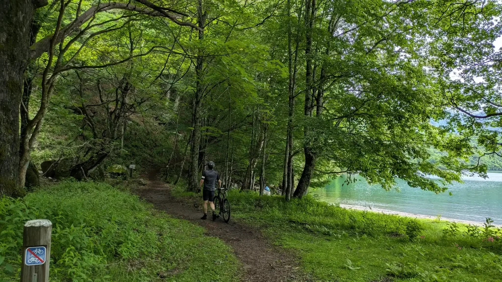 1-16：徒歩で北岸へ（自転車走行禁止区域）