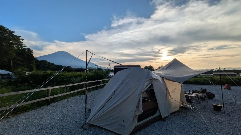 01：1週目：モスキャンプフィールド
