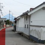 2-21:下祖母石の蔵と土塀の町並み