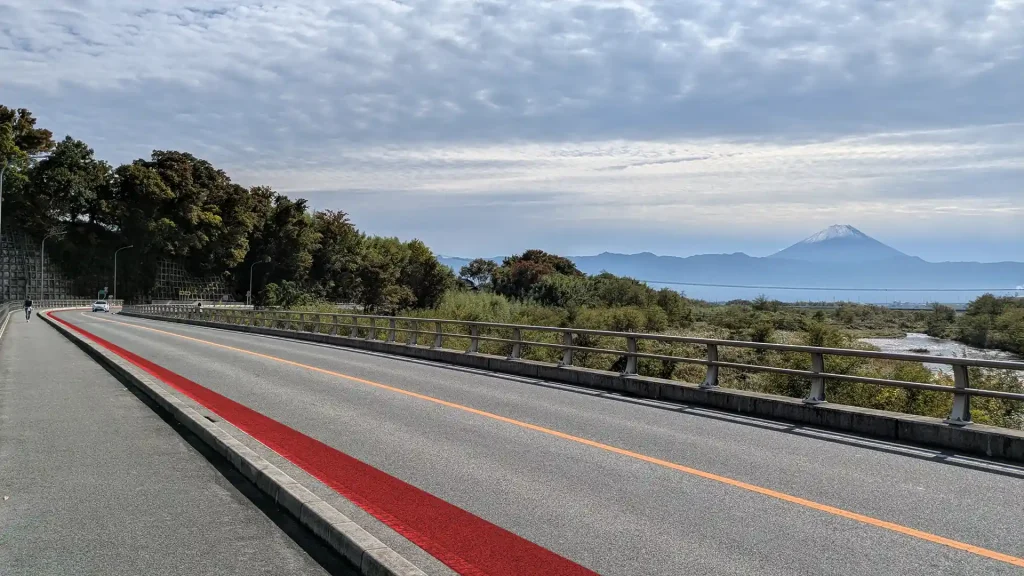 3-03:塩川橋からの富士