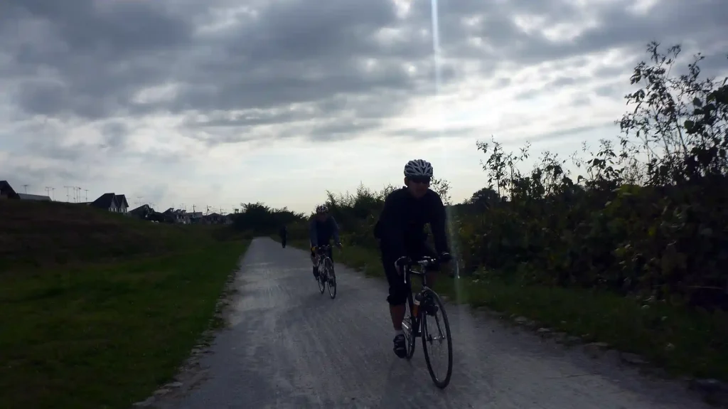 午前7時の多摩川CRは寒かった