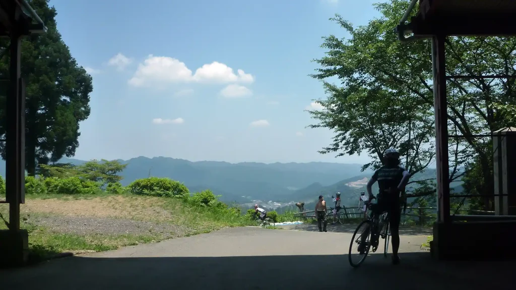 清々しい風が抜ける　子の権現のすぐ下