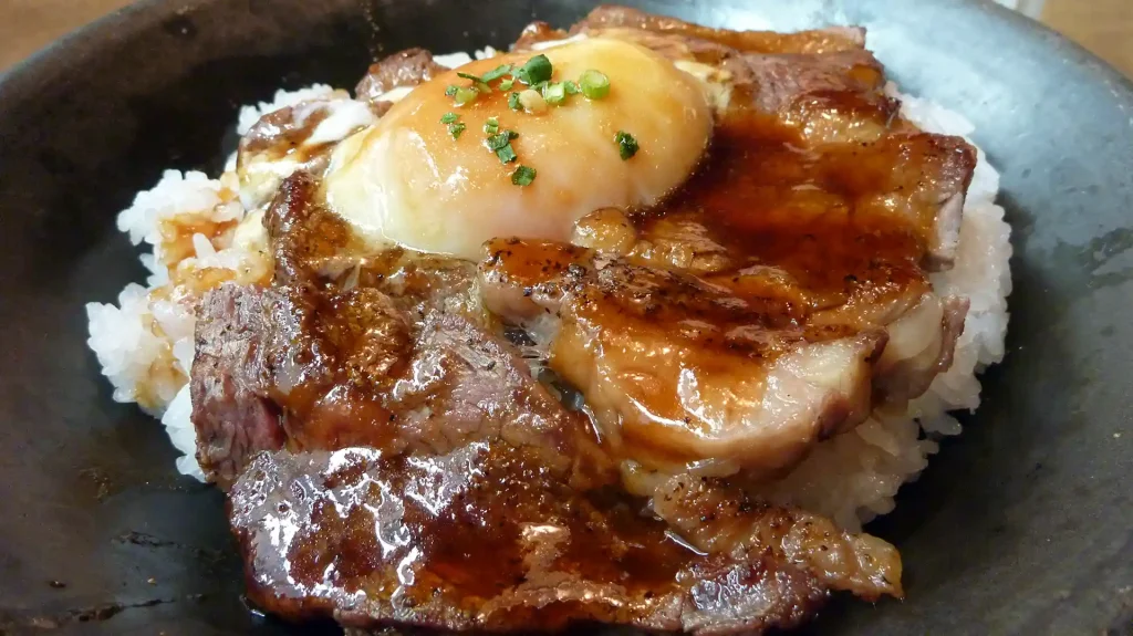 ステーキ丼＠hama