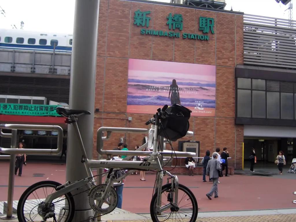 15:08 新橋駅 烏森口