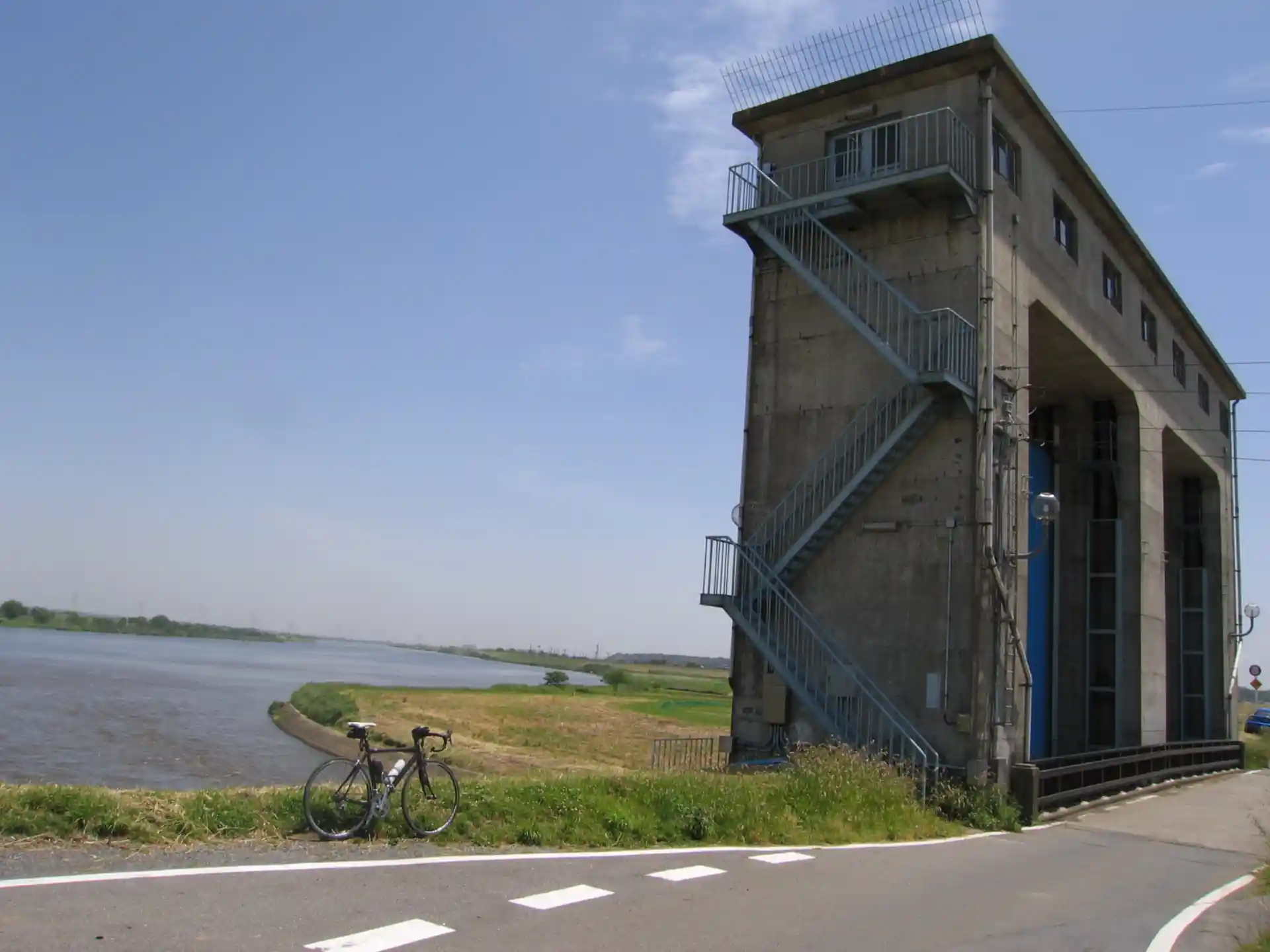 パンクで辿り着けず 霞ヶ浦までロングライド（1）印旛沼～利根川88.6km