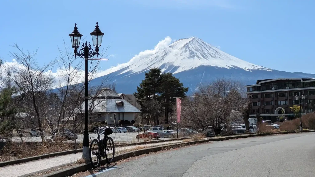 34：河口湖おもちゃ博物館前