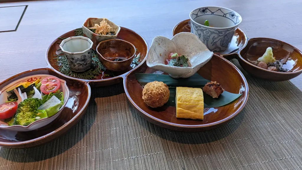 35：ふふ 河口湖（日本料理 山のは）
