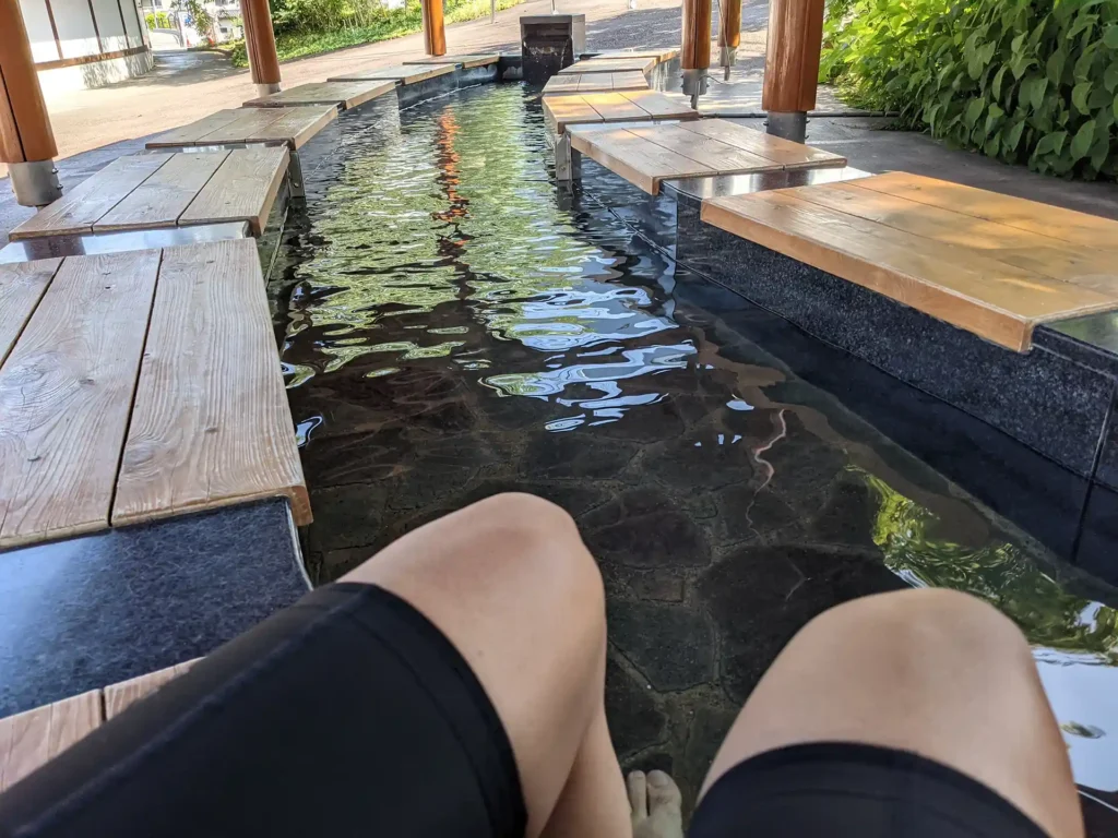 3-11：湯田中駅前温泉 楓の湯 足湯