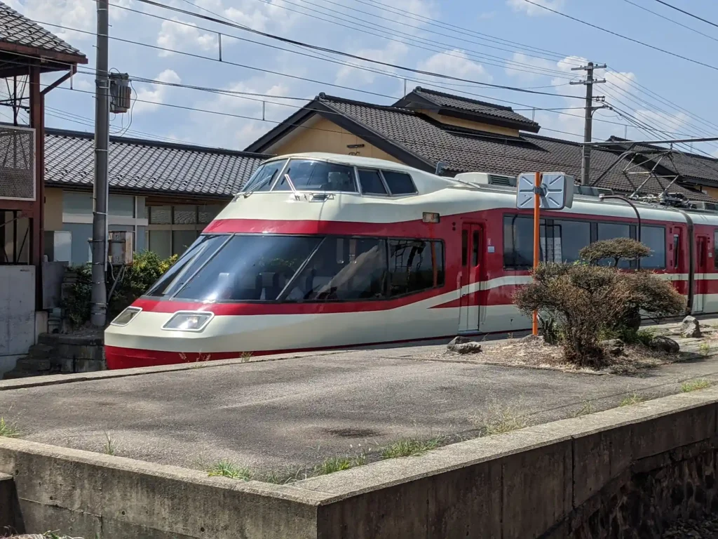 1000系 特急ゆけむり