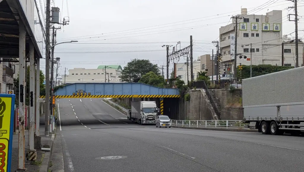 15-12:高島線の宝町架道橋