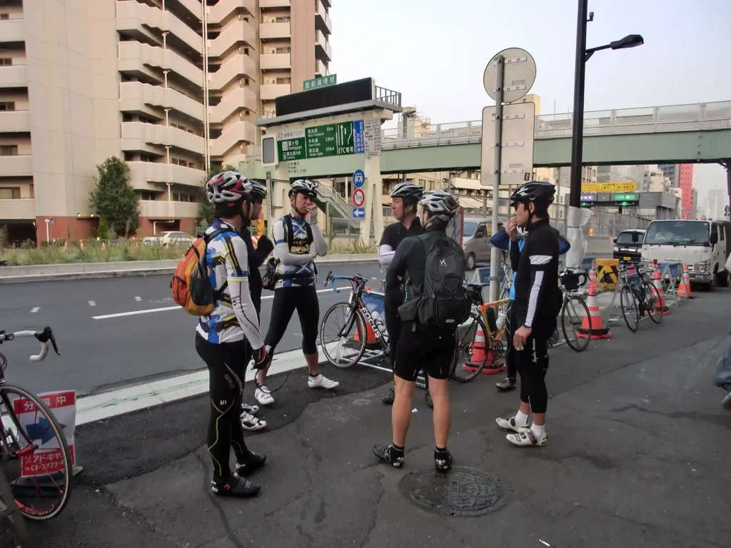 山手通り・富ヶ谷 06:30集合