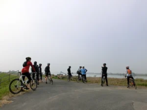利根川・武蔵大橋付近