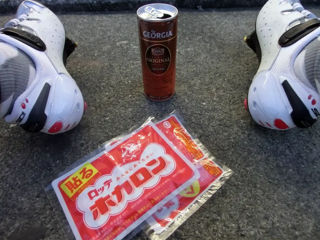府中四谷橋のセブンイレブンで暖をとる