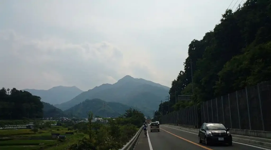 山梨県大月市初狩町